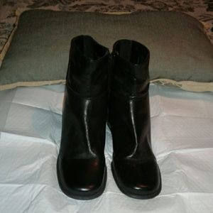 Women's Boots